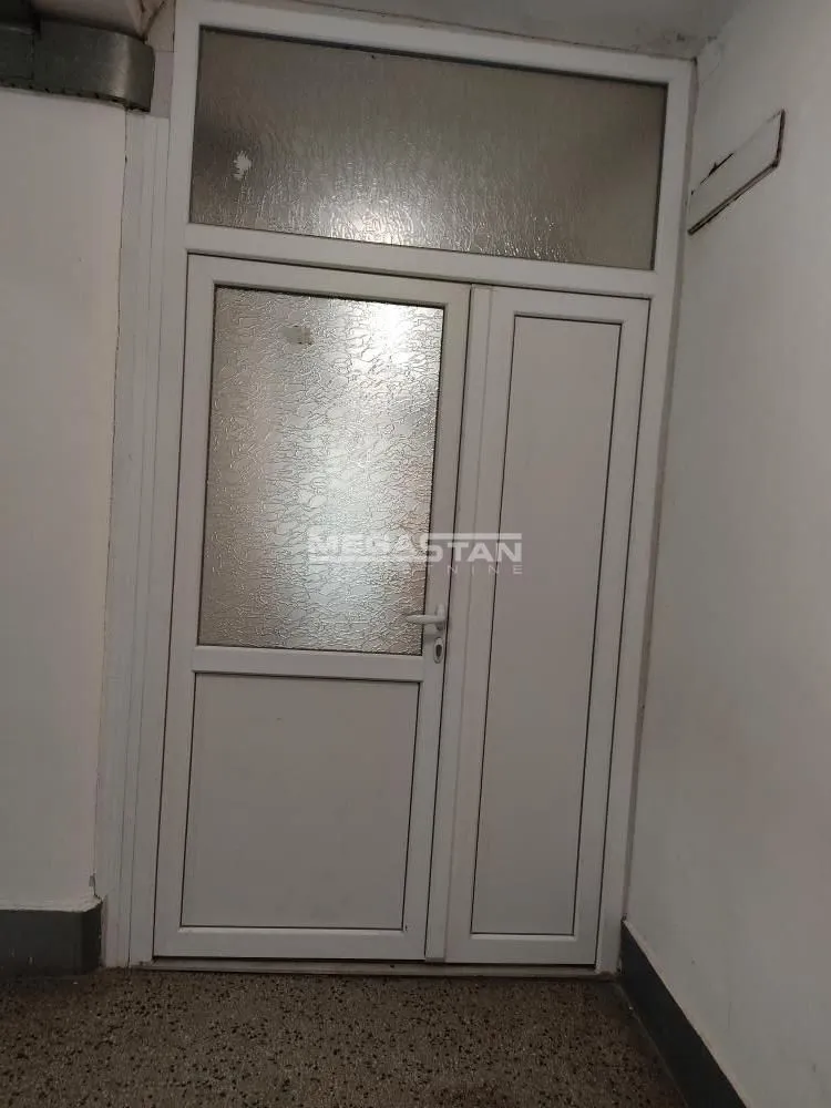 Rent, apartment, 18m², Kanarevo Brdo, Beograd