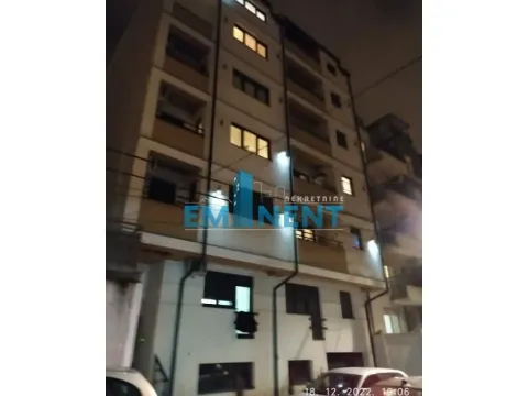 Izdavanje, dvosoban stan, 45m², Cvetkova Pijaca, Zvezdara Sve Podlokacije - image 12