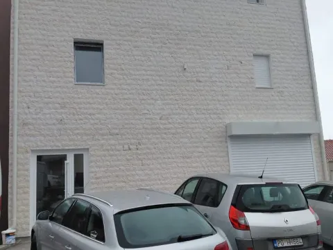 Sale, two bedroom apartment, 63m², Lazi, Budva - image 11