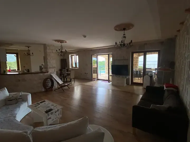 Sale, house, 466m², Petrovac, Budva