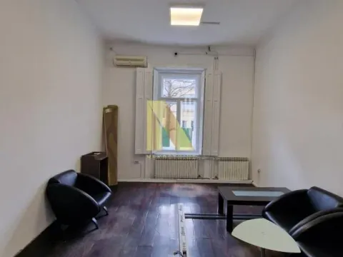 Izdavanje, poslovni prostor, 550m², Adamovićevo Naselje, Novi Sad Sve Podlokacije - image 11