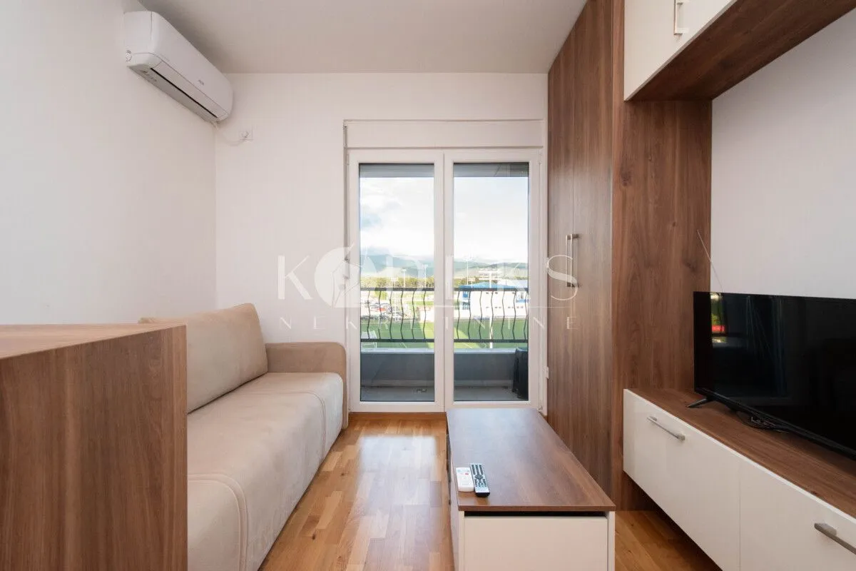 Rent, studio apartment, 23m², Stari Aerodrom, Podgorica
