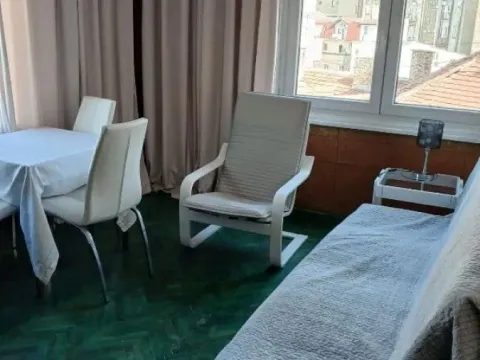 Izdavanje, dvosoban stan, 55m², Zeleni Venac, Beograd - image 3