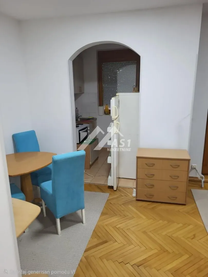 Izdavanje, jednosoban stan, 41m², Adamovićevo Naselje, Novi Sad Sve Podlokacije