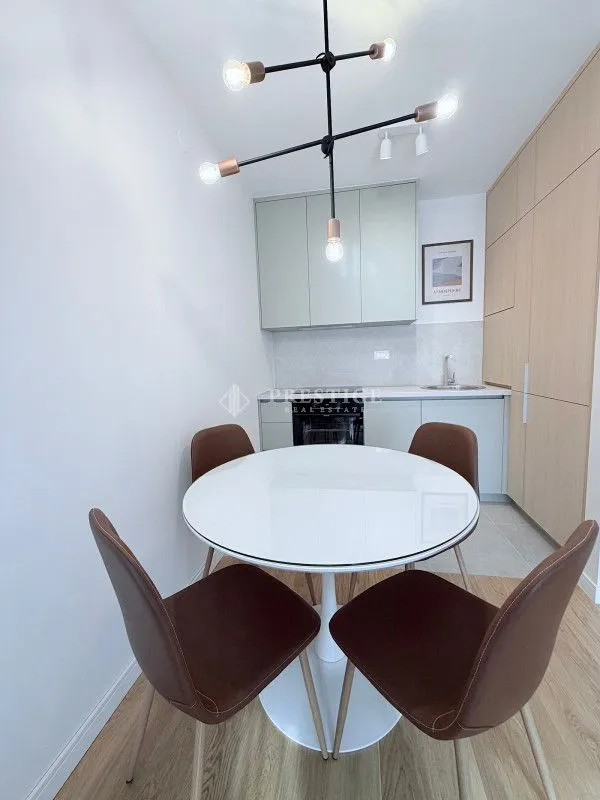 Izdavanje, jednosoban stan, 39m², Pobrežje, Podgorica