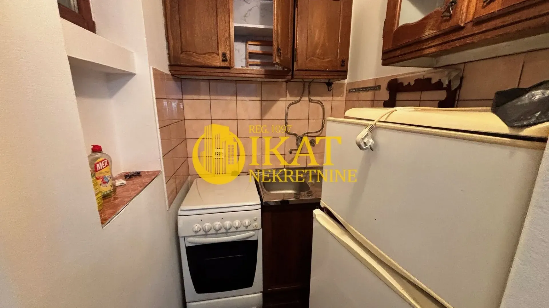 Prodaja, jednosoban stan, 22m², Đeram Pijaca, Beograd