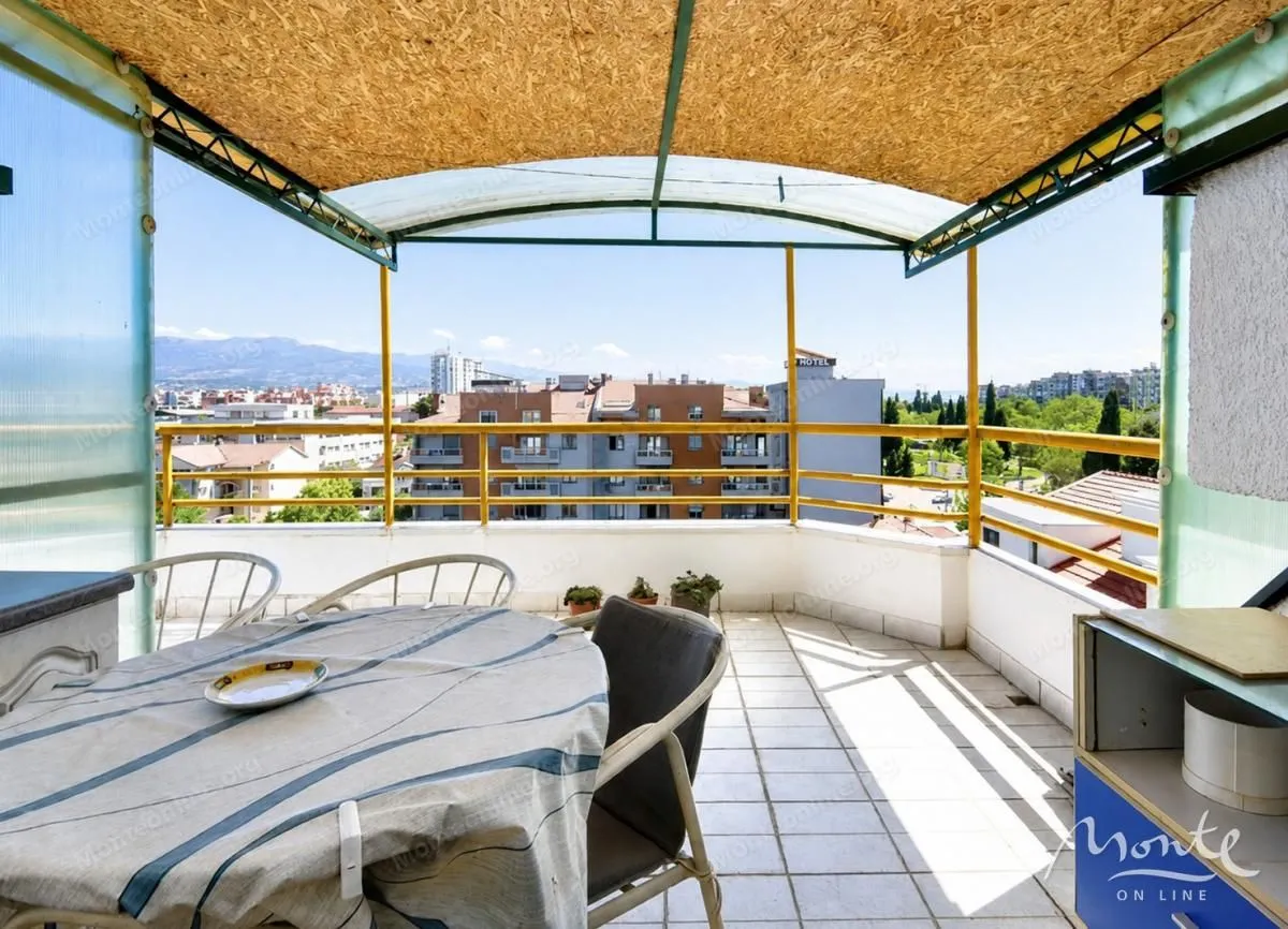 Prodaja, dvosoban stan, 77m², Ljubović, Podgorica