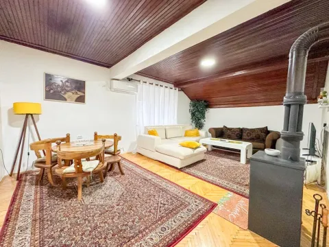 Rent, house, 100m², Stari Aerodrom, Podgorica - image 2