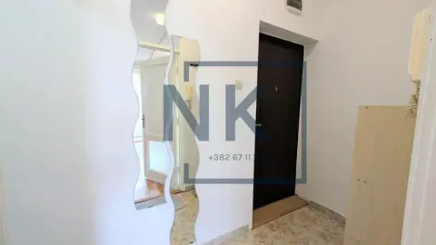 Rent, studio apartment, 33m², Pejton, Podgorica - image 11