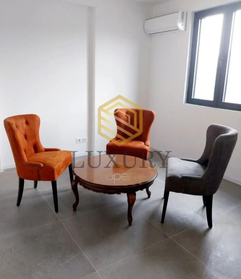 Rent, office space, 120m², Centar, Podgorica
