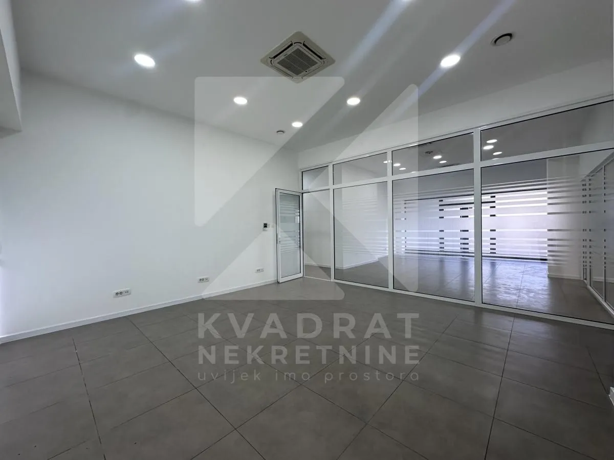 Izdavanje, poslovni prostor, 362m², Ljubović, Podgorica