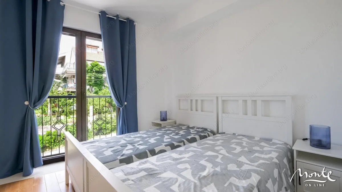 Prodaja, jednosoban stan, 50m², Centar, Tivat