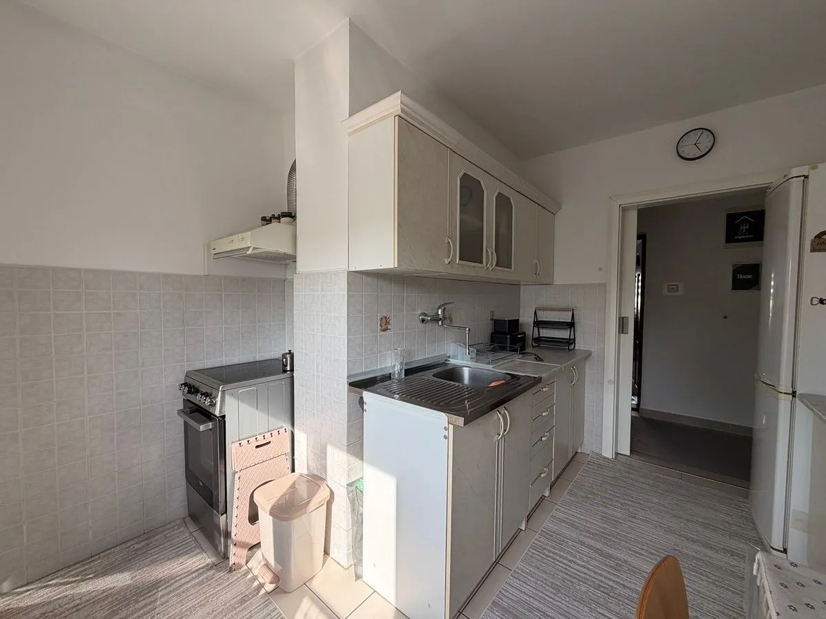 Prodaja, trosoban stan, 68m², Novi Beograd Blok 34, Novi Beograd Sve Podlokacije