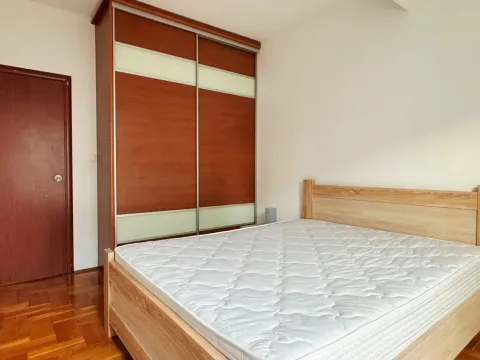 Rent, one bedroom apartment, 45m², Blok 9, Podgorica - image 2