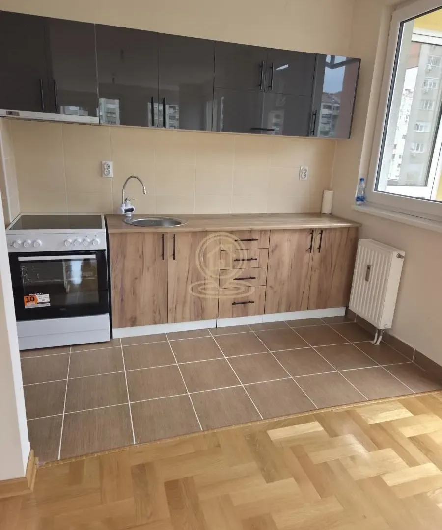 Rent, three bedroom apartment, 86m², Medijana, Niš