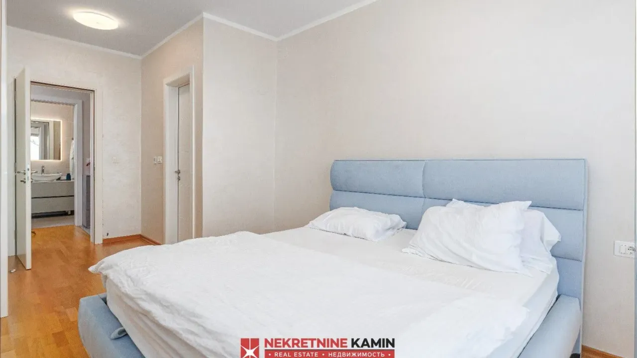 Sale, three bedroom apartment, 104m², Bečići, Budva