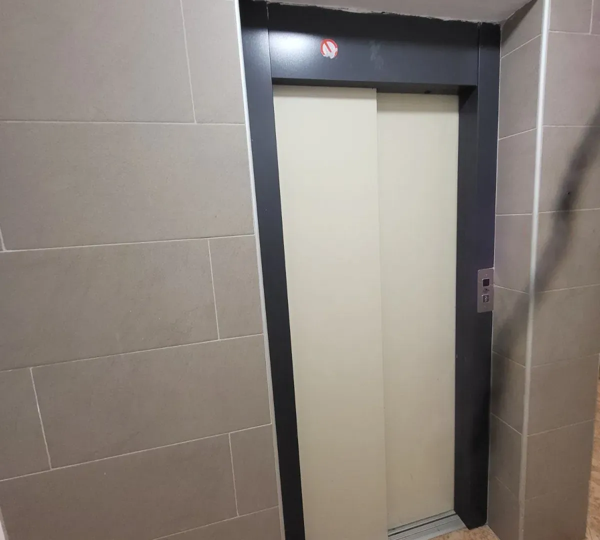 Prodaja, dvosoban stan, 47m², Bulevar Evrope, Novi Sad Sve Podlokacije