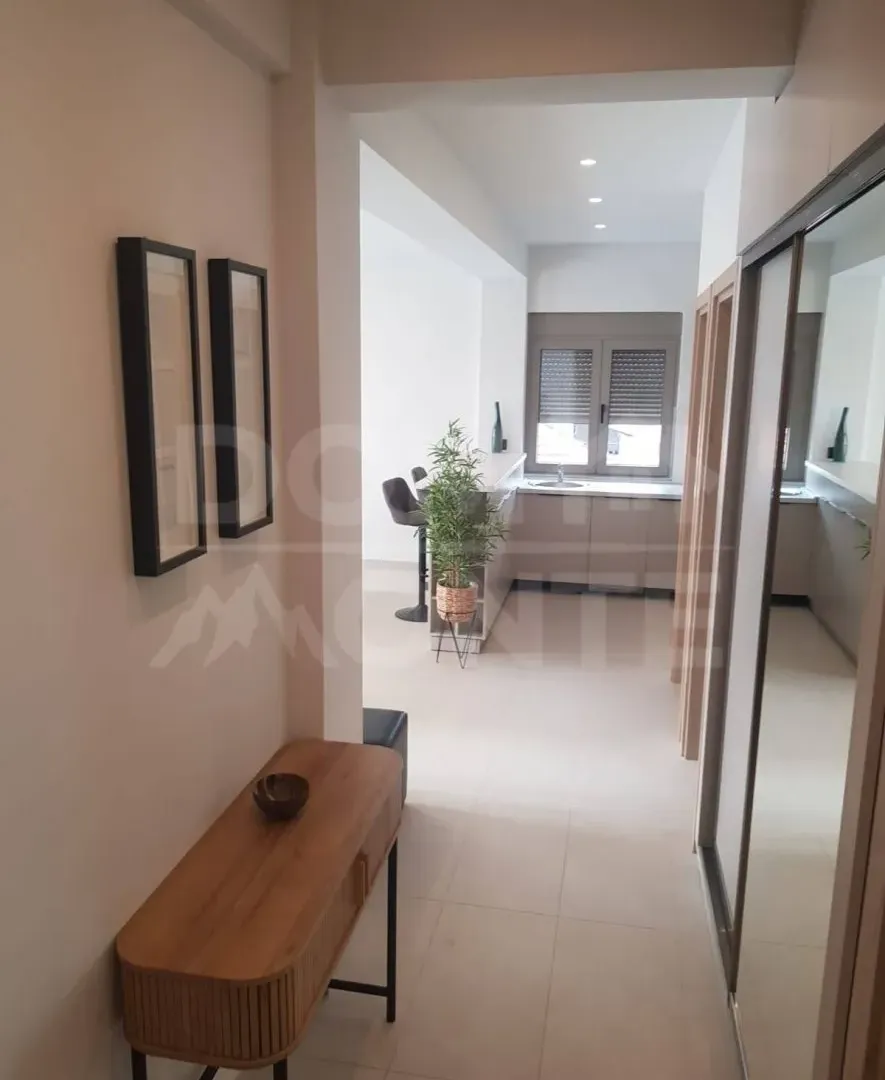 Rent, two bedroom apartment, 55m², Tivat, Crna Gora