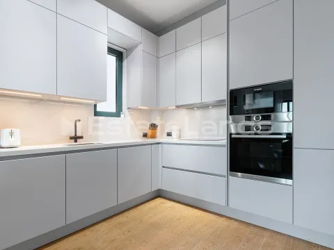 Sale, two bedroom apartment, 81m², Bečići, Budva - image 9