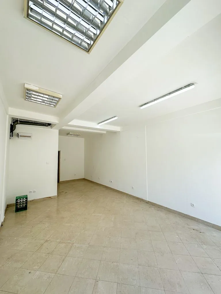 Rent, office space, 30m², Stari Aerodrom, Podgorica