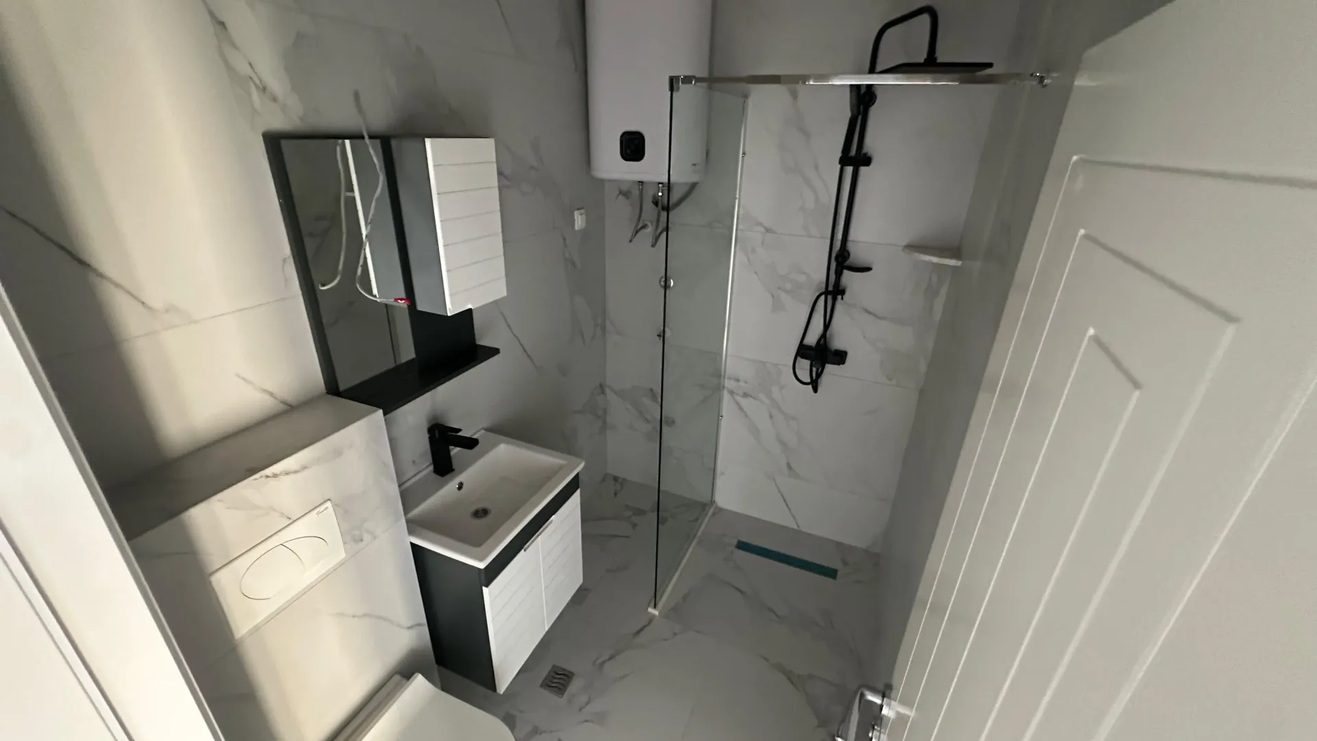Prodaja, trosoban stan, 66m², Central Point, Podgorica