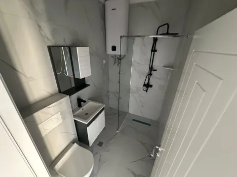 Sale, three bedroom apartment, 66m², Central Point, Podgorica - image 10