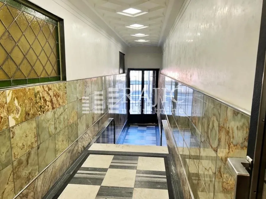 Rent, office space, 40m², Stari Grad, Beograd