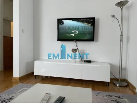 Izdavanje, stan, 48m², Novi Beograd Blok 67, Novi Beograd Sve Podlokacije - image 2