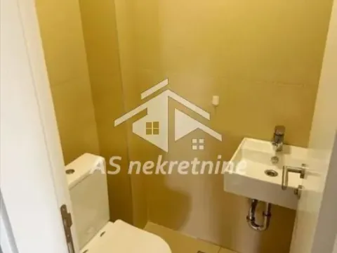 Izdavanje, četvorosoban stan, 80m², Savski Venac, Beograd - image 16