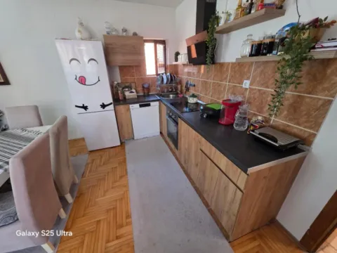 Sale, house, 250m², Radničko naselje, Leskovac - image 9