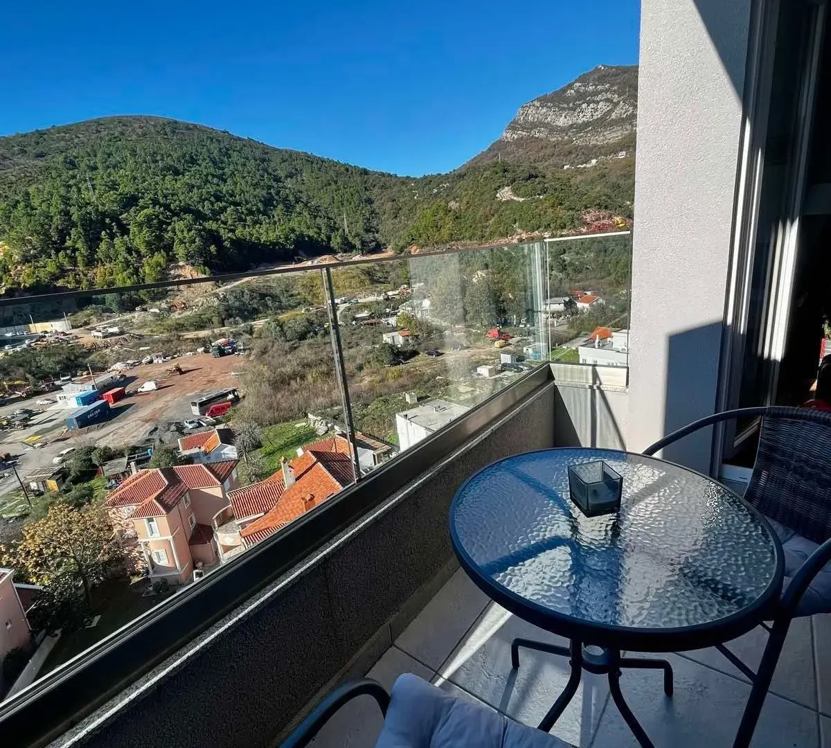 Prodaja, jednosoban stan, 43m², Budva okolina, Budva