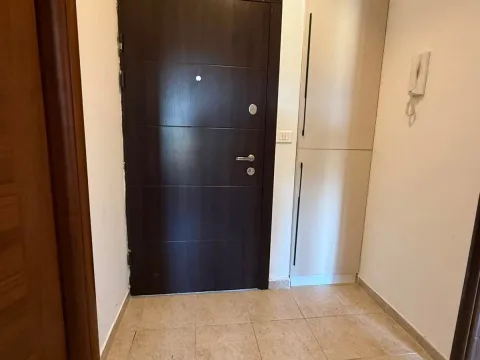 Rent, one bedroom apartment, 49m², Stari Aerodrom, Podgorica - image 6