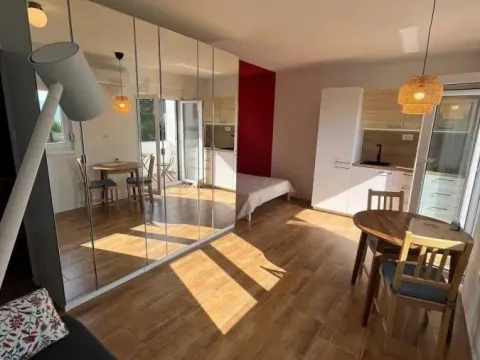 Sale, studio apartment, 27m², Centar, Tivat - image 2