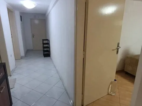 Prodaja, dvosoban stan, 68m², Centar, Podgorica - image 2