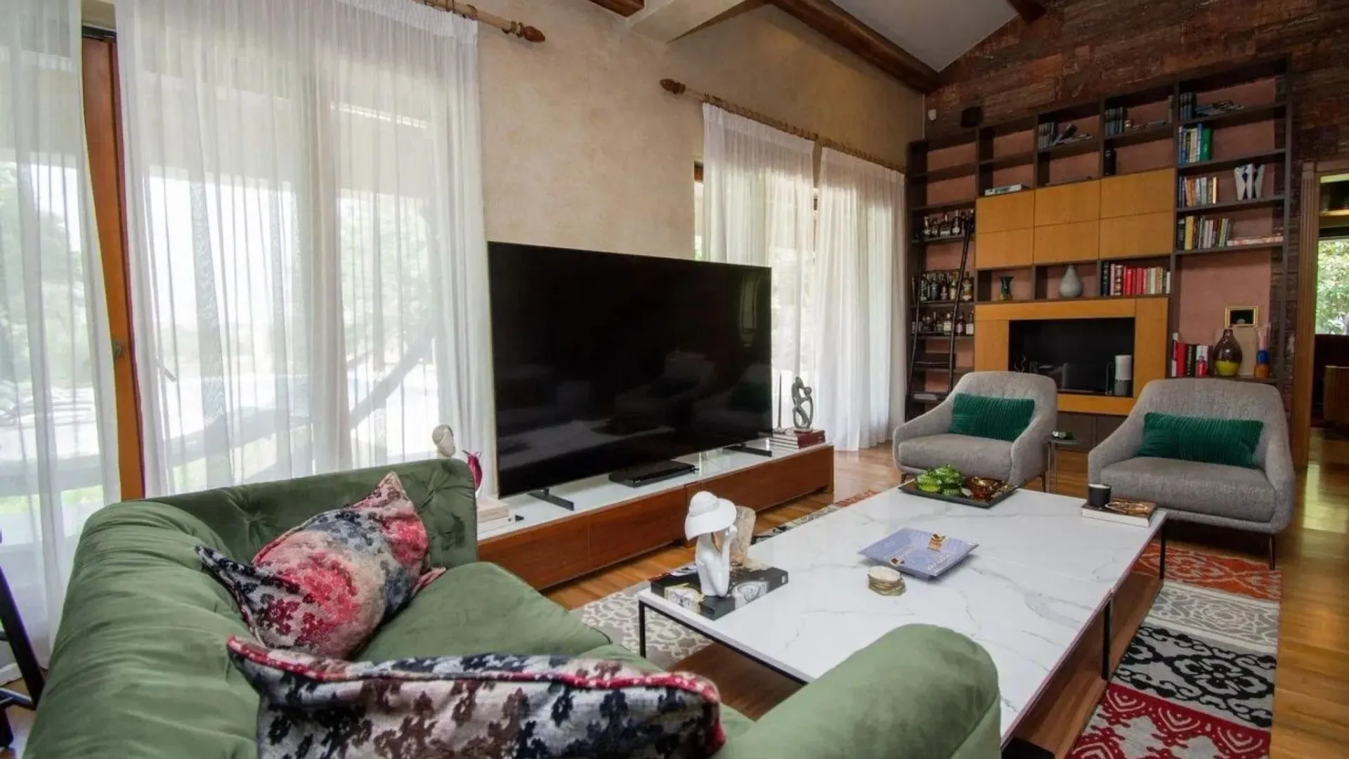 Prodaja, kuća, 400m², Podgorica, Crna Gora