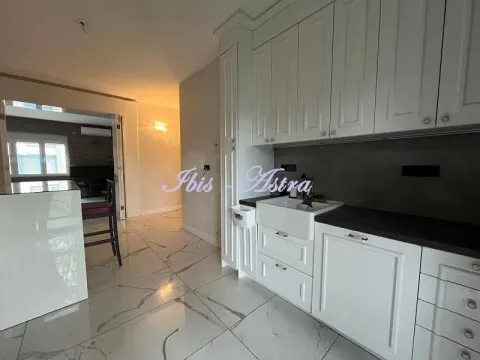 Izdavanje, stan, 120m², Kalenić Pijaca, Vračar Sve Podlokacije - image 6