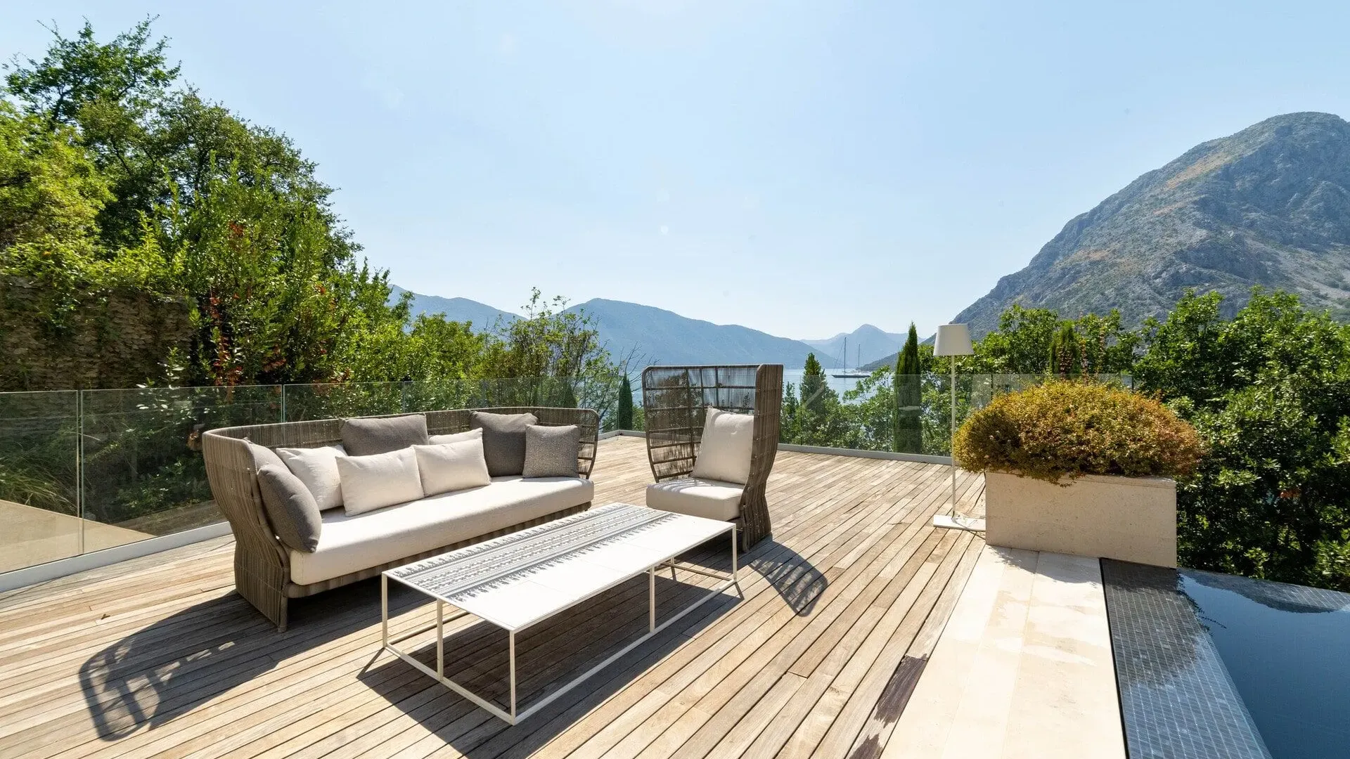 Prodaja, kuća, 526m², Orahovac, Kotor