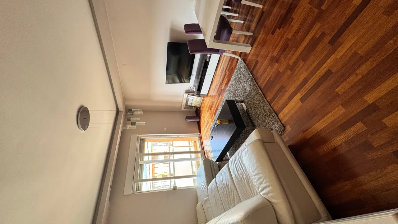 Izdavanje, jednosoban stan, 53m², City Kvart, Podgorica