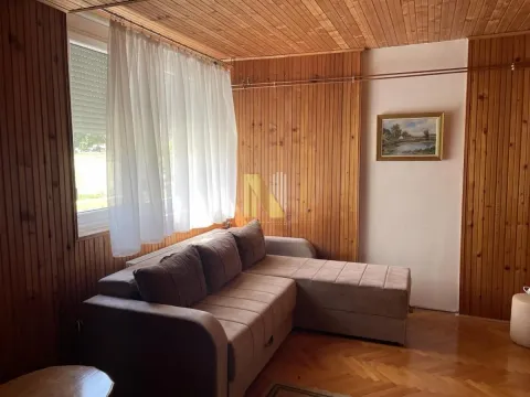 Kuća in Adice