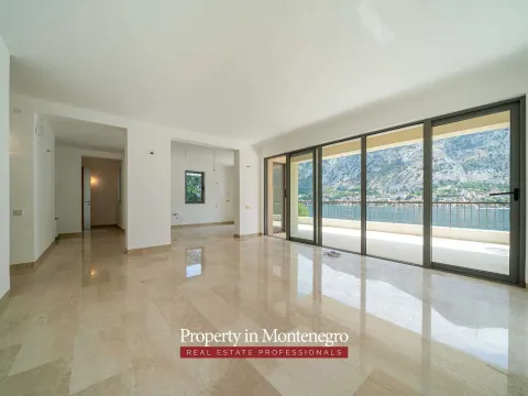 Prodaja, kuća, 520m², Muo, Kotor - image 24