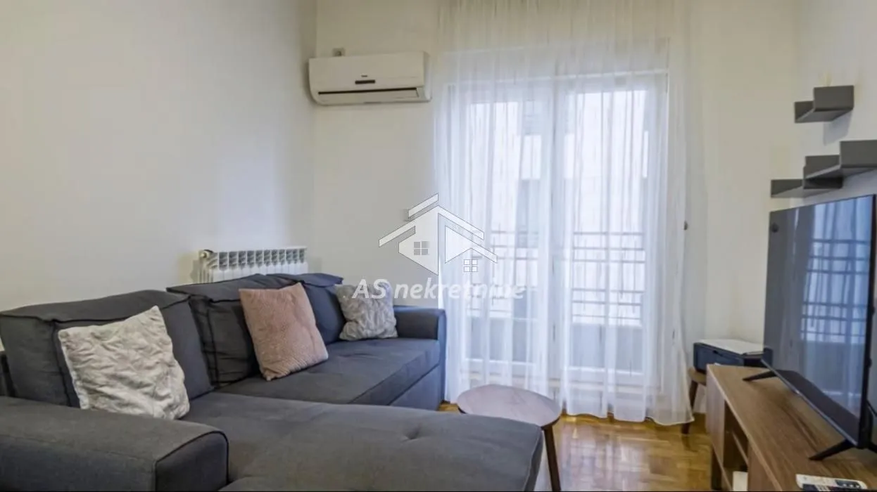 Izdavanje, dvosoban stan, 42m², Vukov Spomenik, Zvezdara Sve Podlokacije