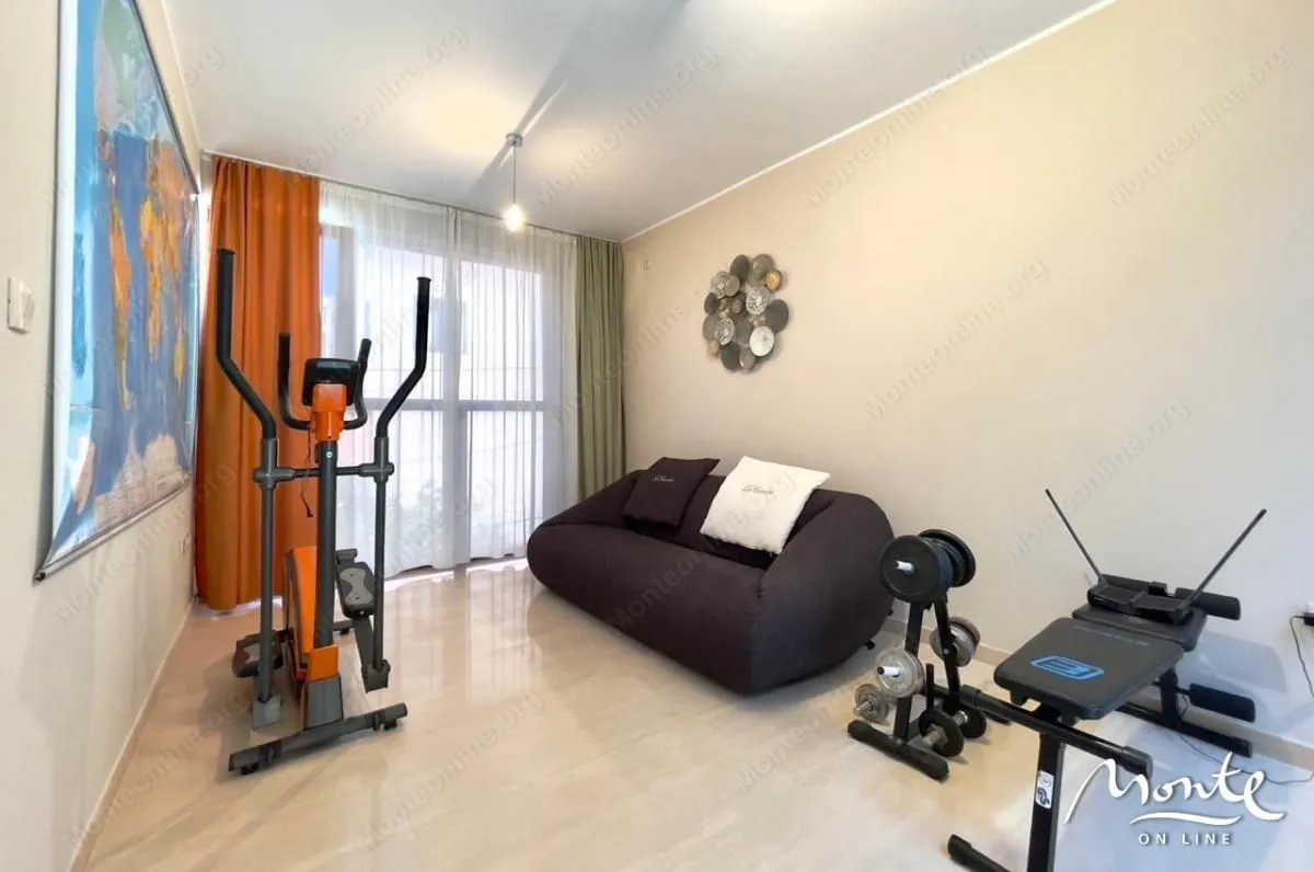 Sale, house, 323m², Utjeha, Bar