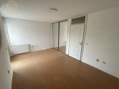 Rent, office space, 175m², Voždovac Sve Podlokacije, Beograd - image 7