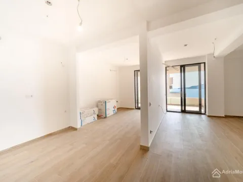 Sale, one bedroom apartment, 57m², Rafailovići, Budva - image 2