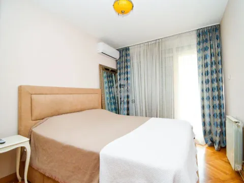 Izdavanje, trosoban stan, 104m², Preko Morače, Podgorica - image 17