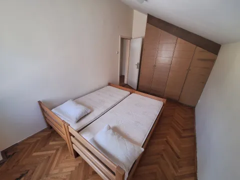 Rent, three bedroom apartment, 81m², Centar, Budva - image 12