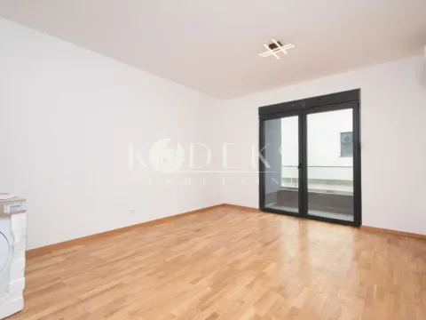 Rent, office space, 33m², Donja Gorica, Podgorica - image 2