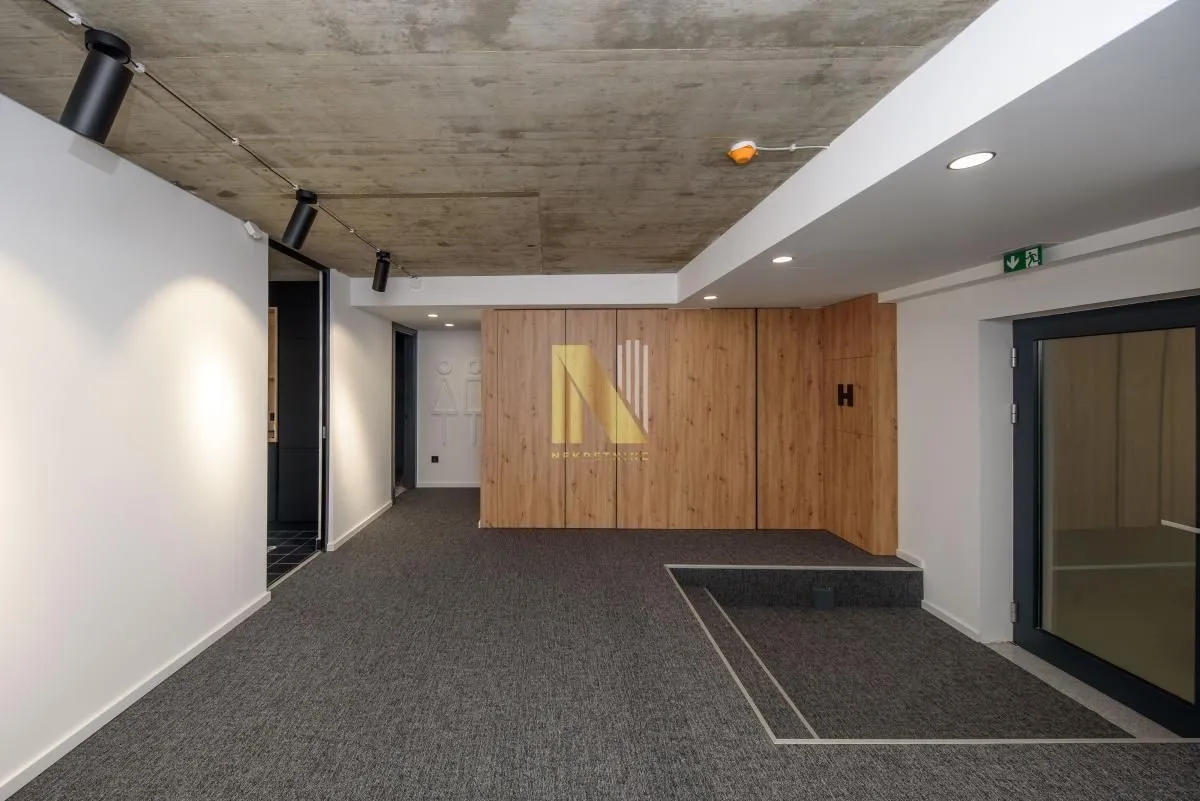 Rent, office space, 279m², Bulevar Oslobodjenja, Novi Sad Sve Podlokacije
