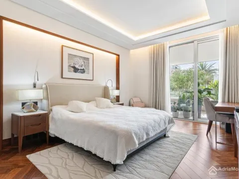 Prodaja, dvosoban stan, 185m², Porto Montenegro, Tivat - image 15