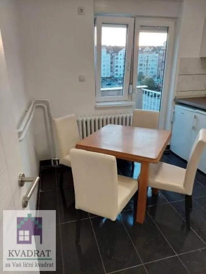 Prodaja, dvosoban stan, 47m², Banatić, Novi Sad Sve Podlokacije
